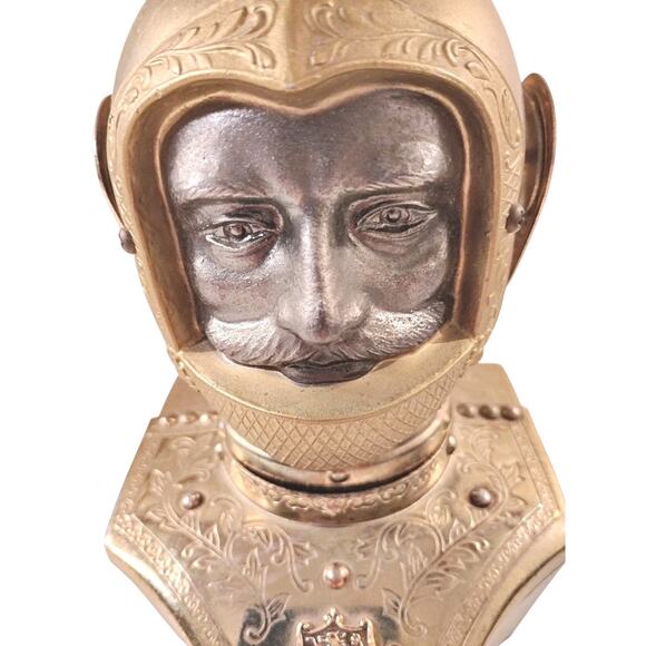 Vintage Heritage 1969 Metal Knight Helmet Japan Transistor Radio Tested Works - Picture 12 of 13